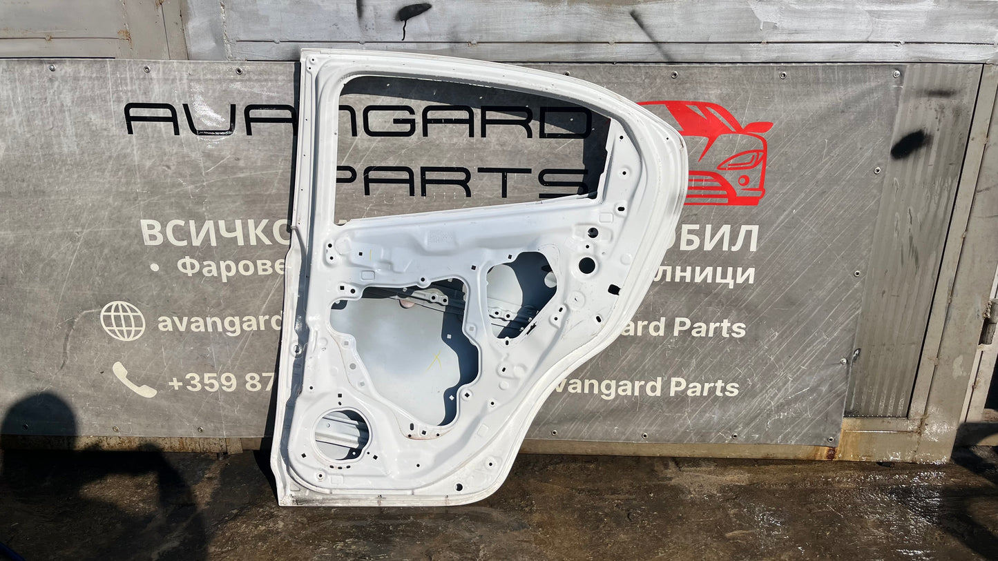 Задна дясна врата Mazda 3 2014-2018