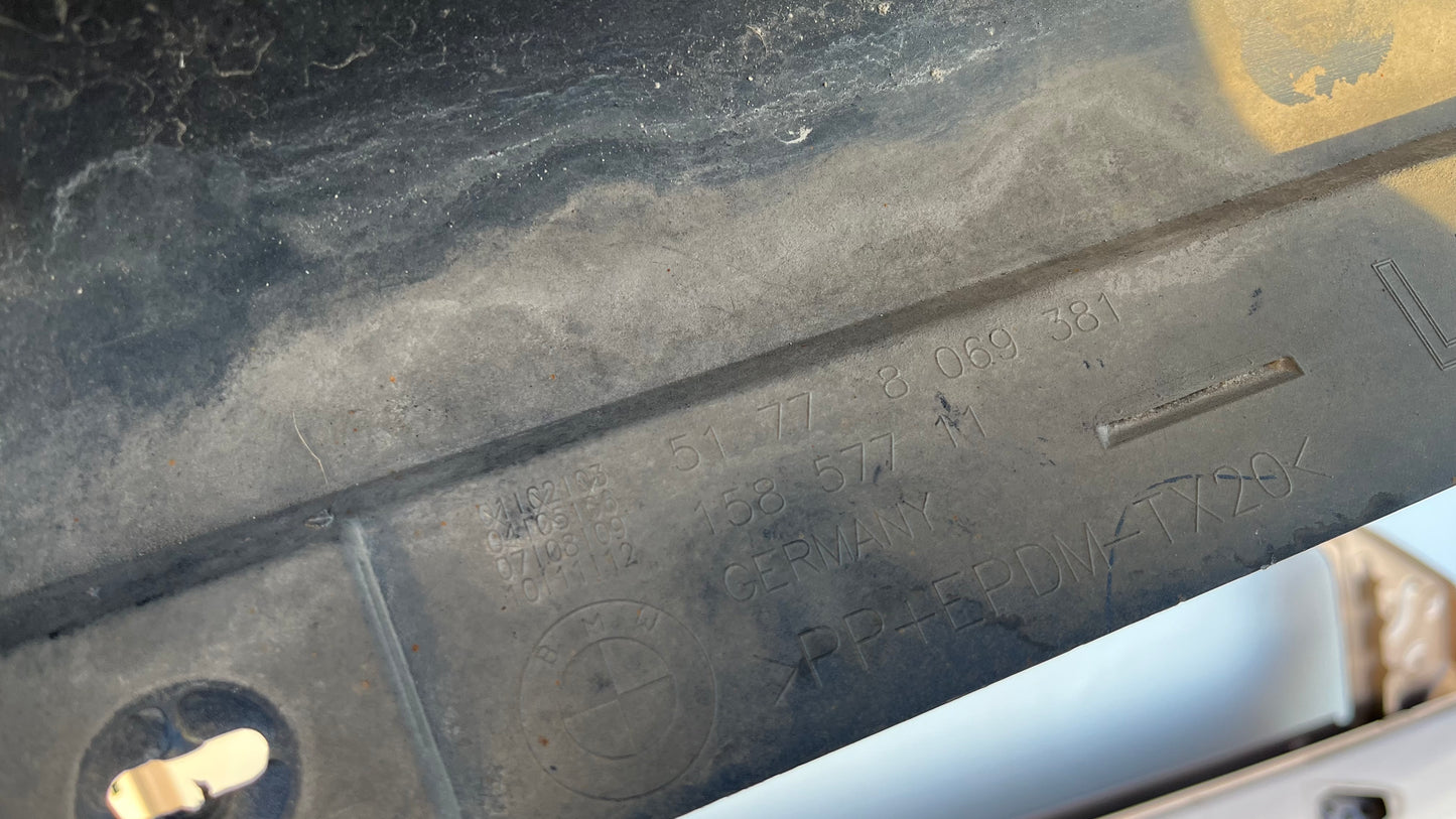 BMW 3 G20/G21 праг ляв