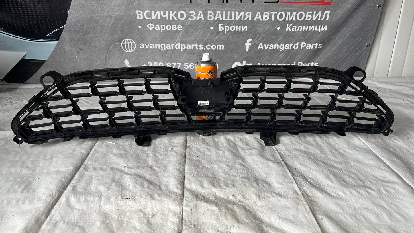 Решетка Toyota Yaris Cross 2020-