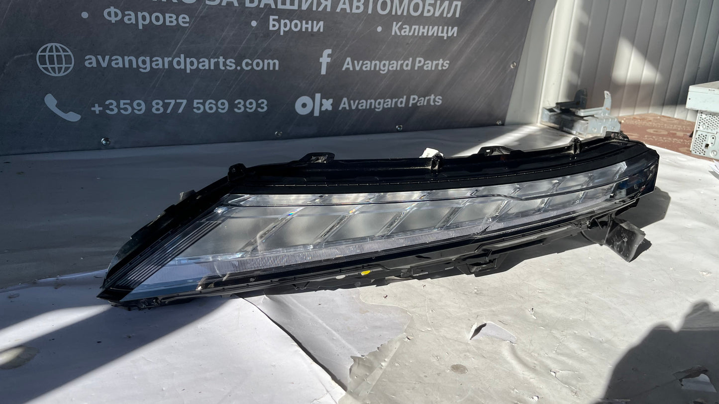 Десен фар Mitsubishi Eclipse Cross 2018-