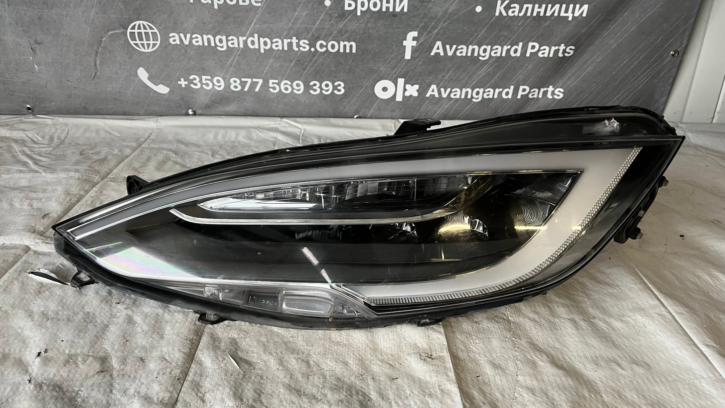 Ляв фар Tesla X 2015-