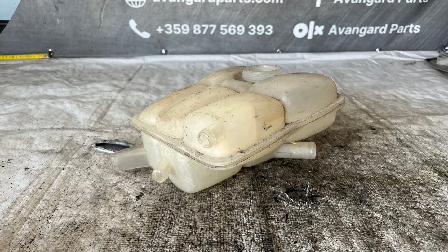 Ford Focus 3 разширителен съд