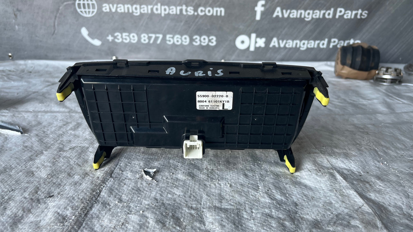 Панел климатроник Toyota Auris 2006-