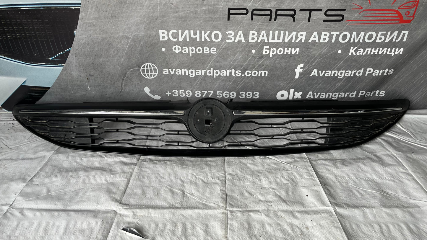 Предна решетка Fiat Doblo 2 Facelift 2010-2022