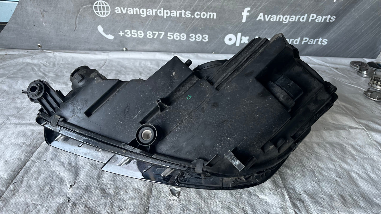 Десен фар Audi A4 B9 2015-