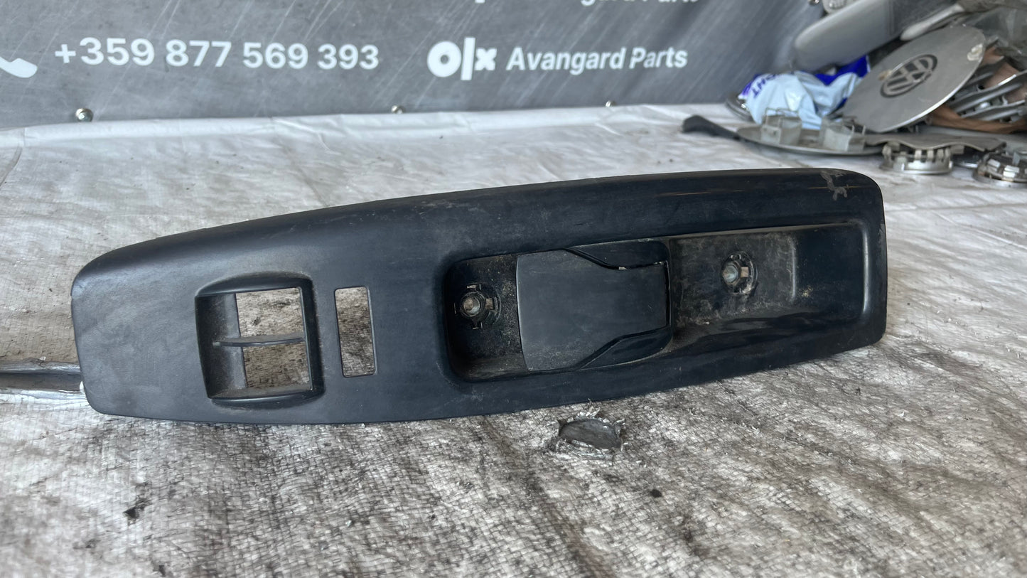 Opel Combo панел предна дясна врата