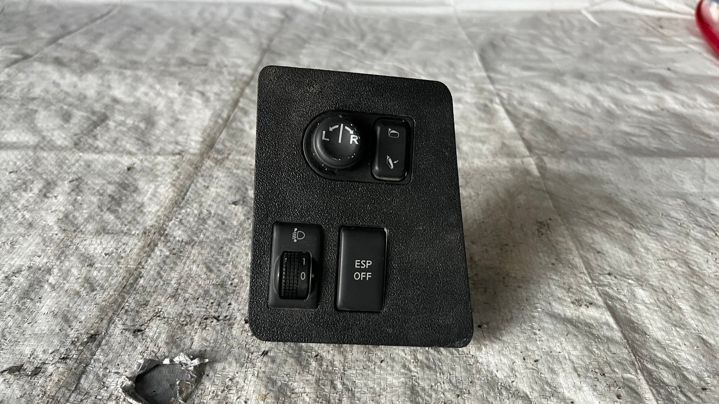 Копчета ляв панел Nissan Qashqai
