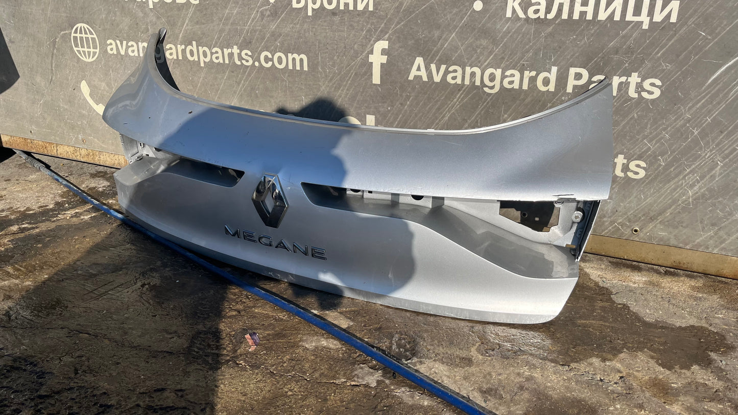 Панел на багажна врата Renault Megane 4 2015-
