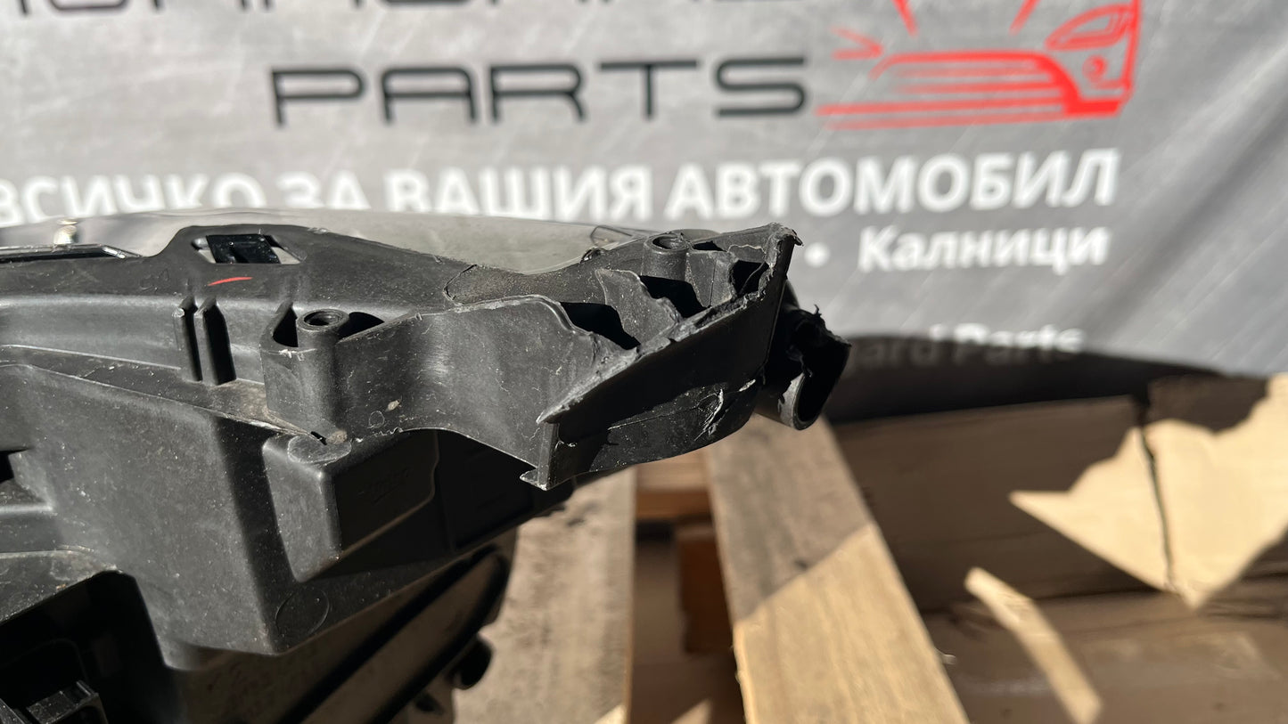 Десен фар Peugeot 208 2 2019-