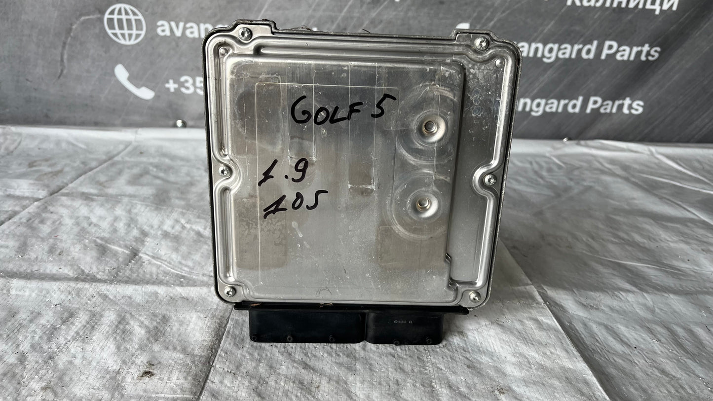 ECU/ЕКУ контролер VW Golf 5
