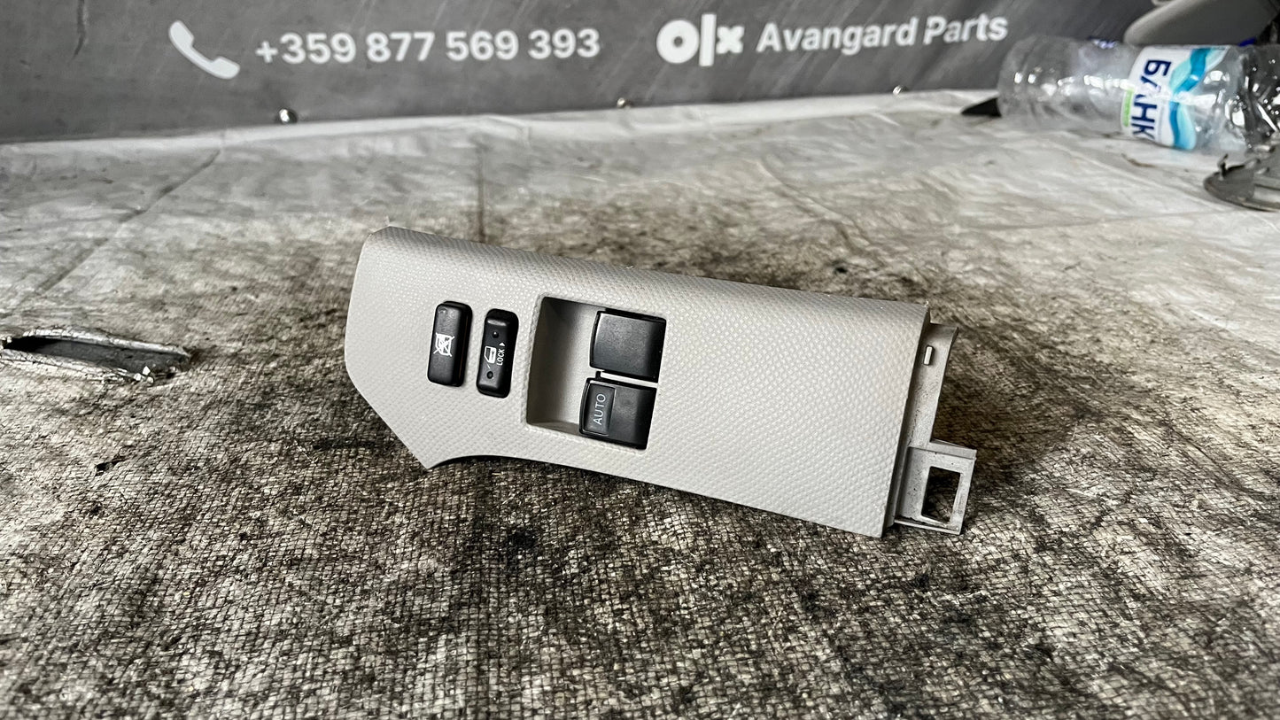 Toyota Yaris P9 панел бутони за ел стъкла