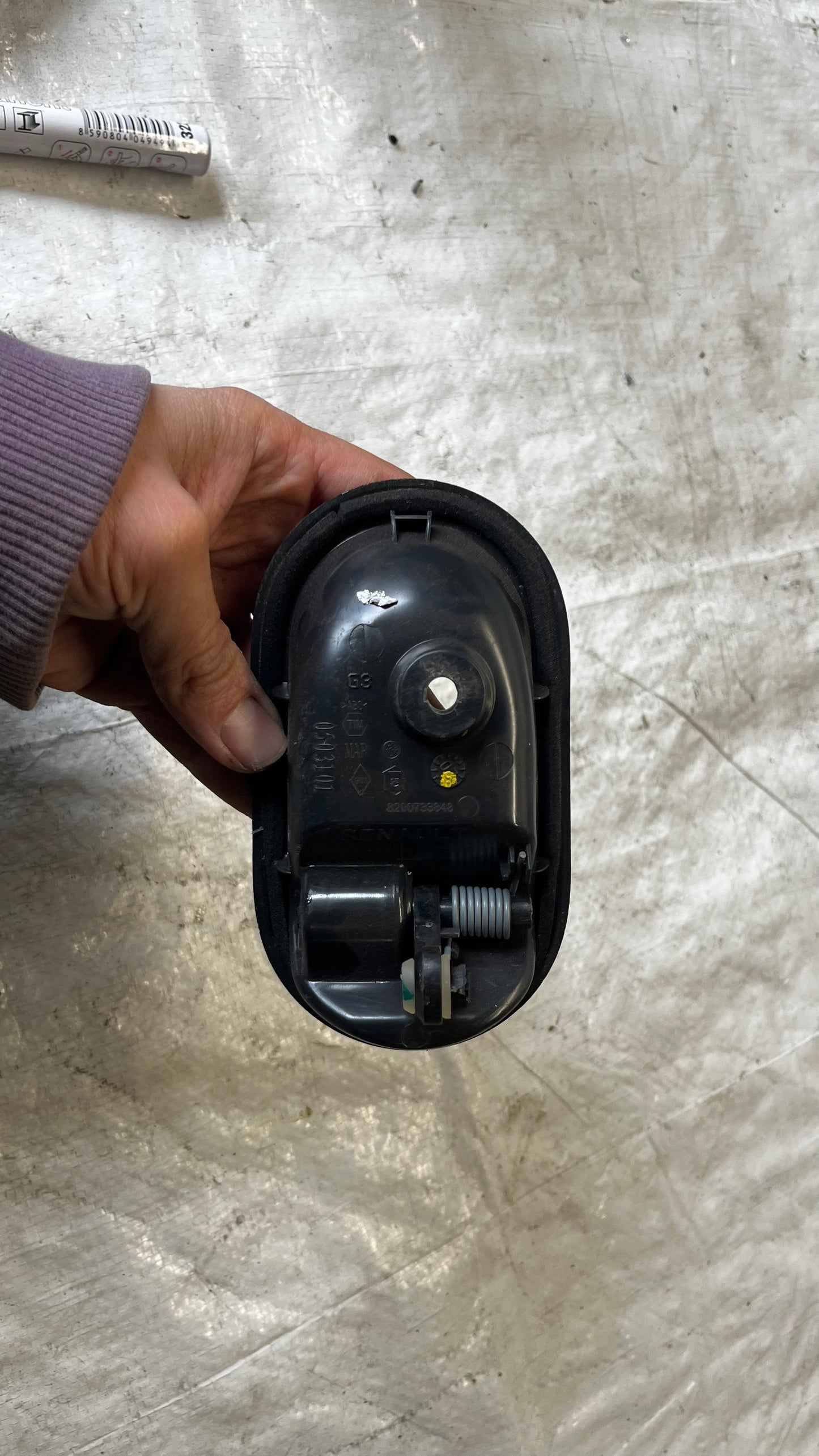 Dacia Dokker вътрешна лява дръжка