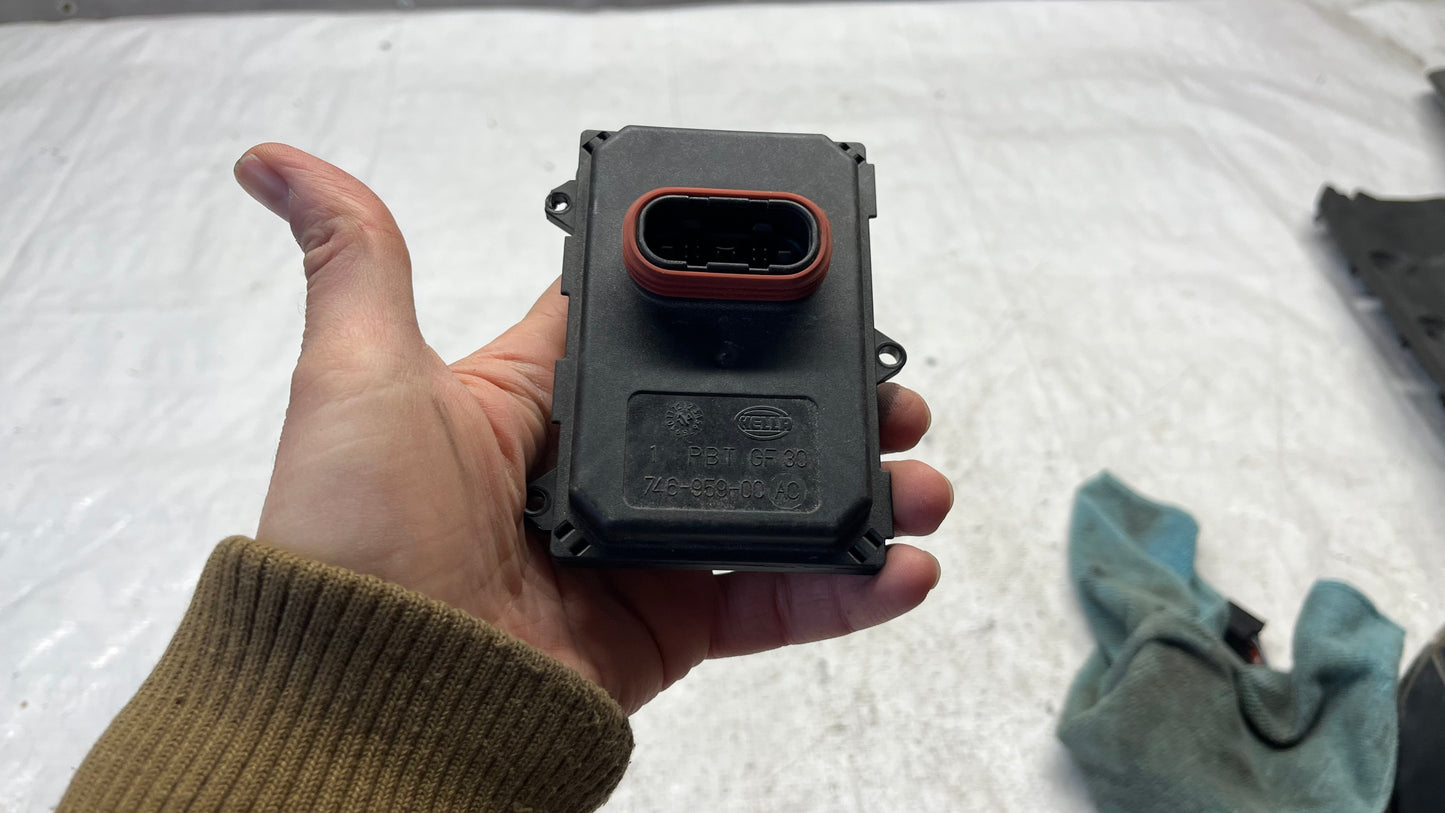 Porsche Macan/ Cayenne AFS модул