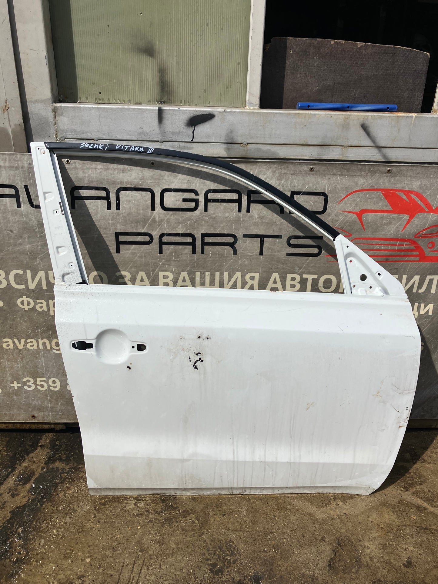 Предна дясна врата за Suzuki Vitara 3