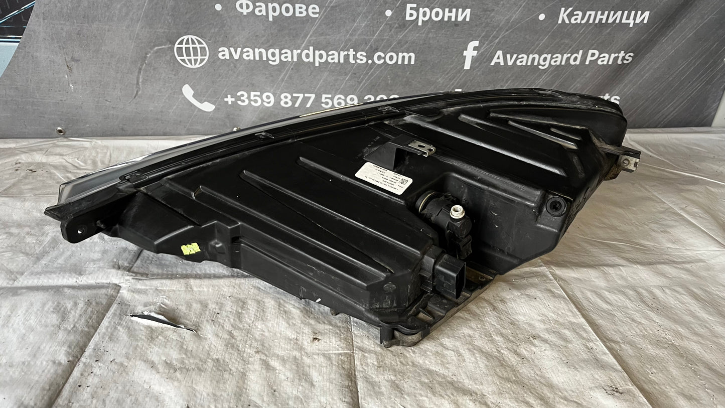 Десен фар Tesla X 2015-