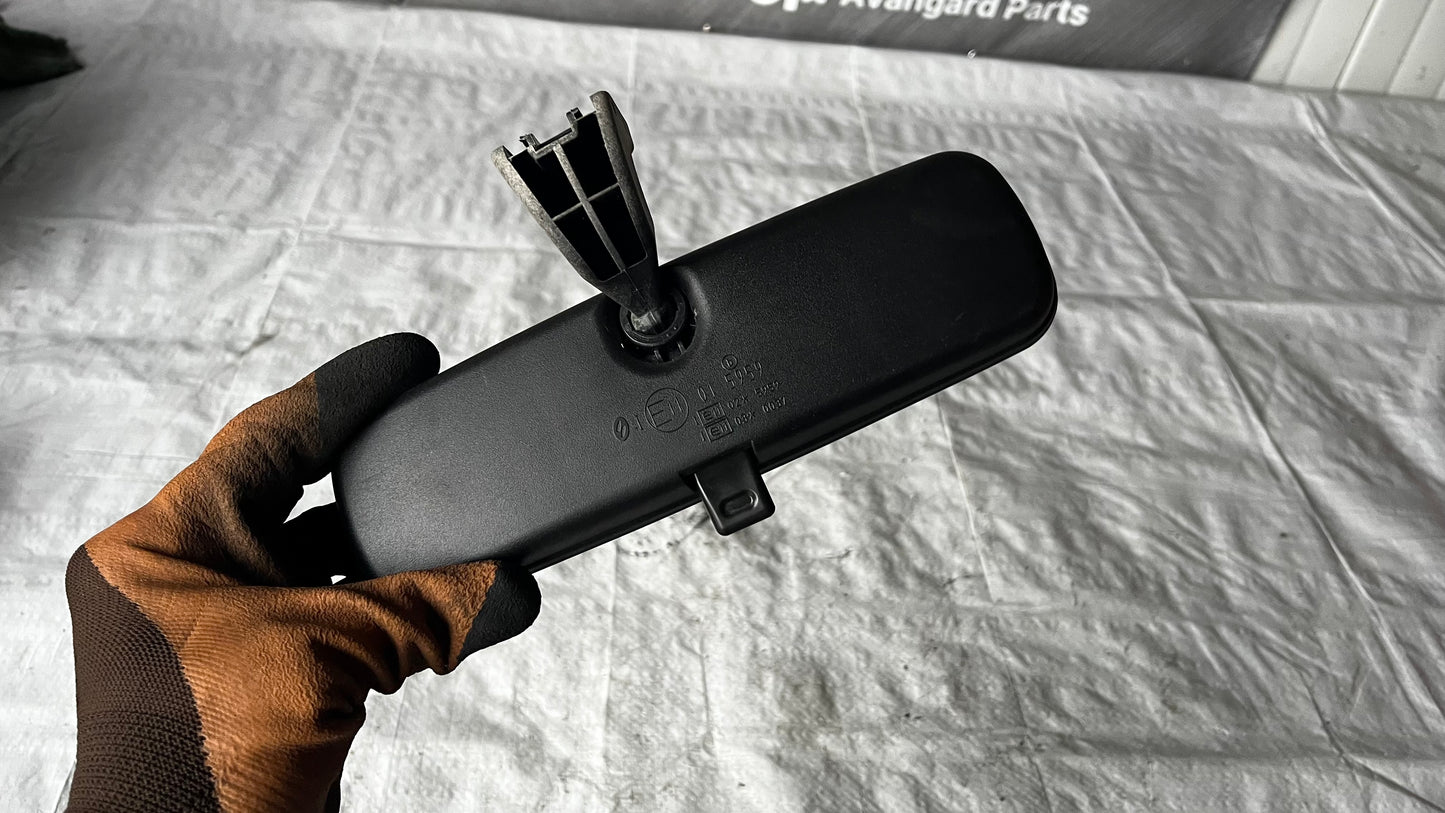 Suzuki SX4 огледало за задно виждане