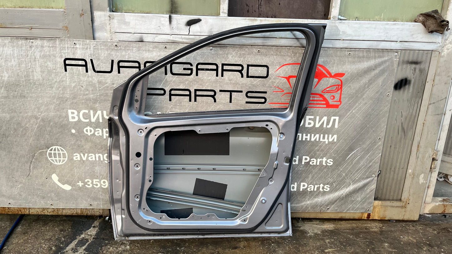 Предна дясна врата Mercedes B W242/W246 2011-2017