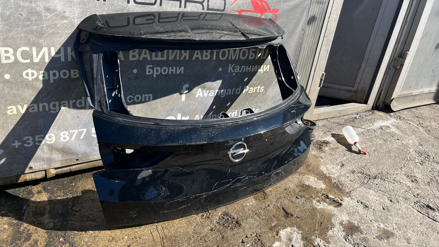 Багажна врата Opel Grandland X 2017-2024