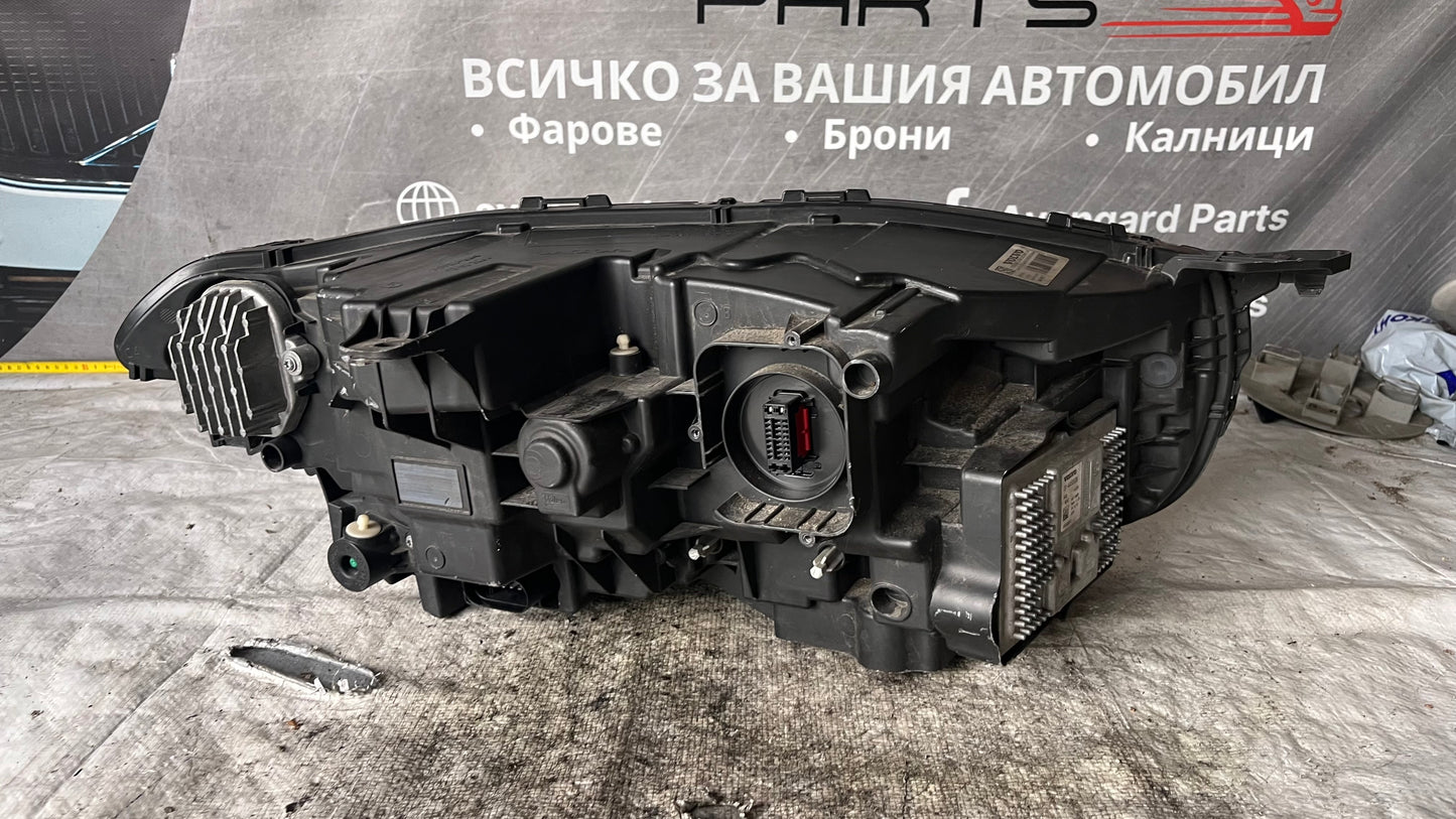 Volvo XC90 2 2016- ляв фар