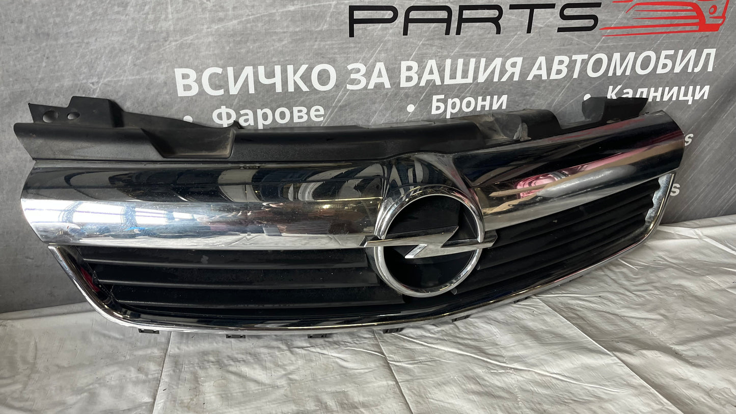 Предна решетка Opel Zafira B 2005-2008