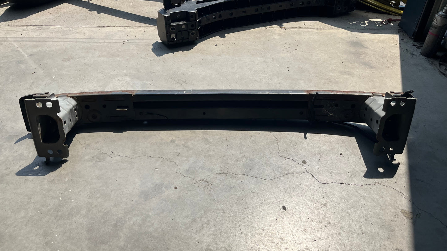 Греда предна броня Toyota Corolla 2006-2012