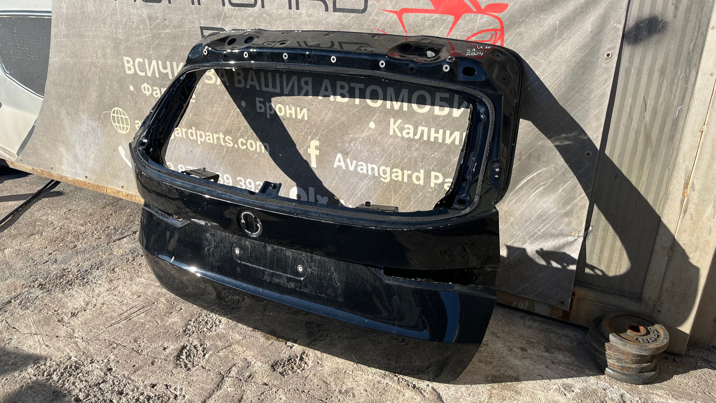 Багажна врата BMW X1 U11 2015-2019