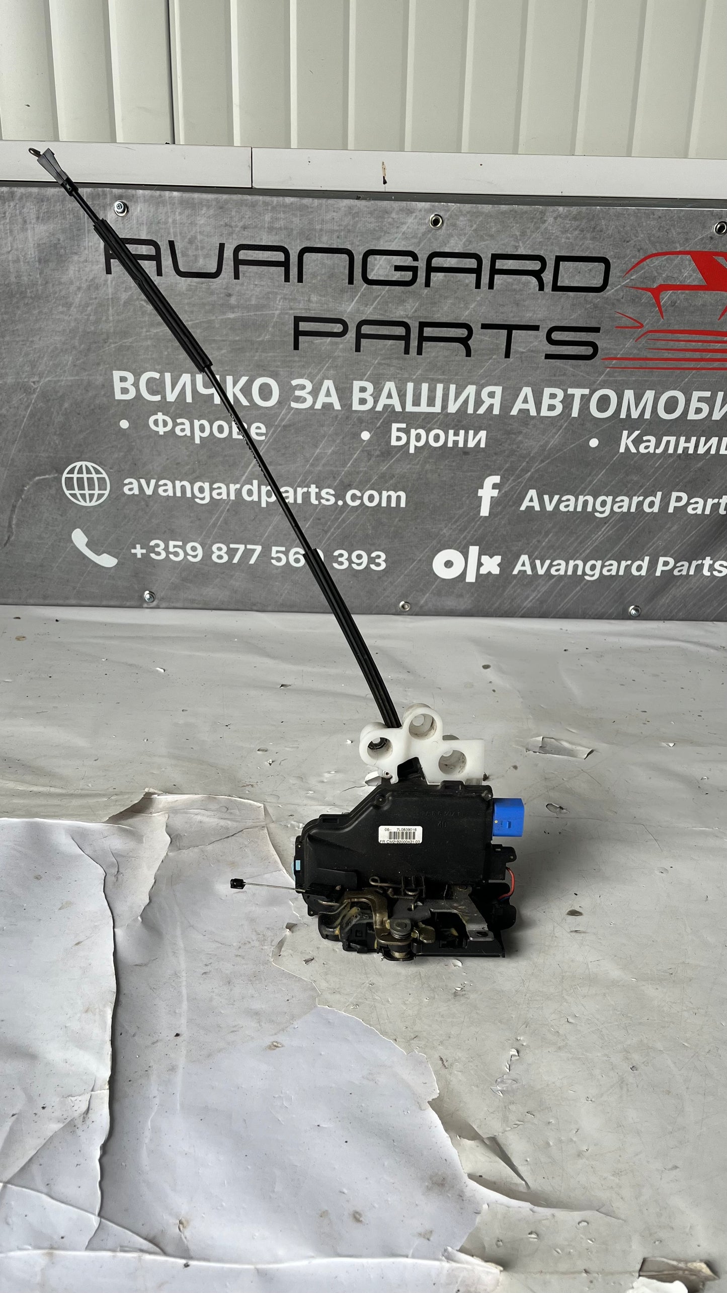 Брава за задна дясна врата VW Touareg 2002-2010