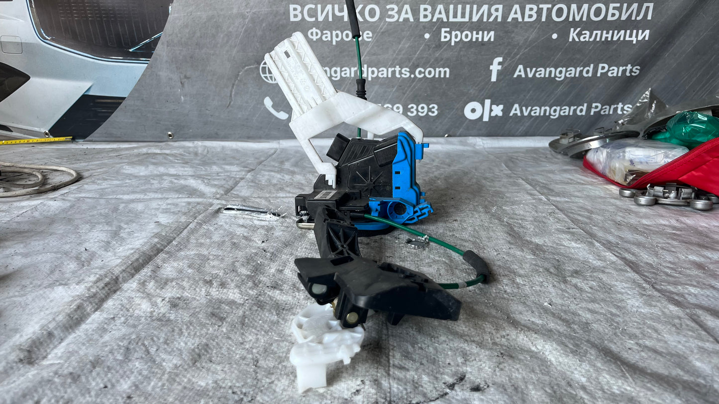Hyundai i30 заключвалка задна лява врата
