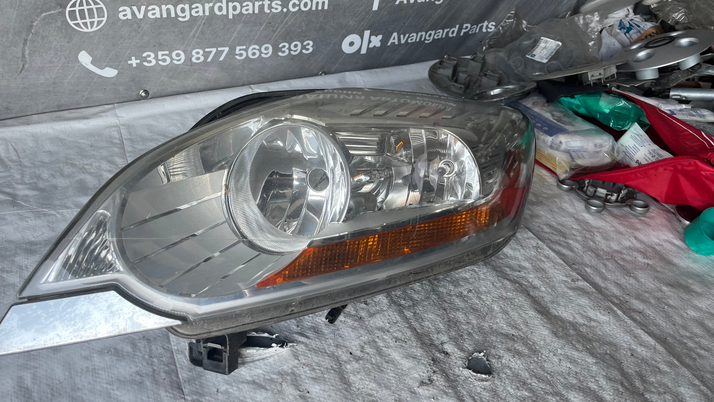 Ford Kuga 1 ляв фар