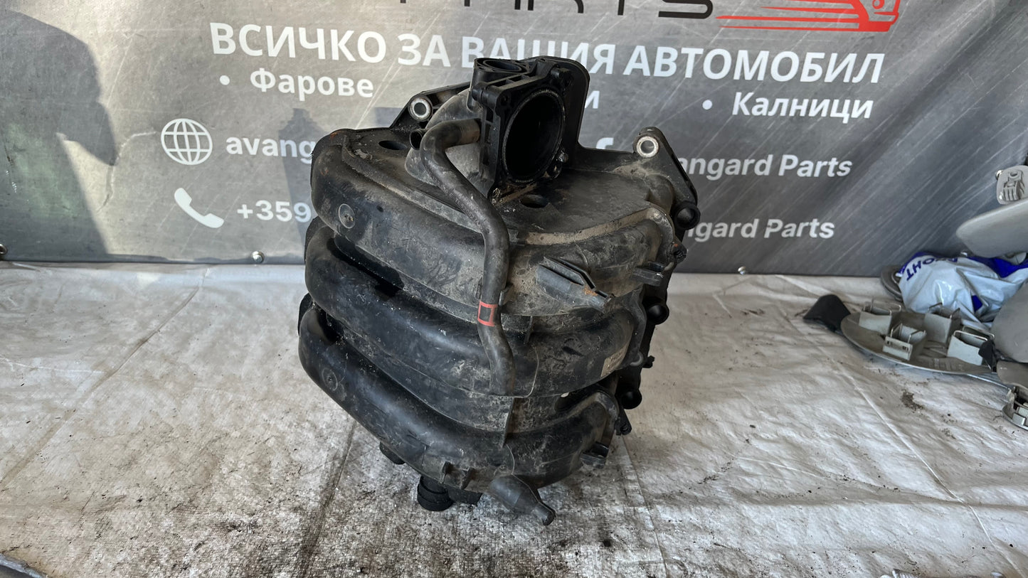 Volkswagen Polo 4 колектор