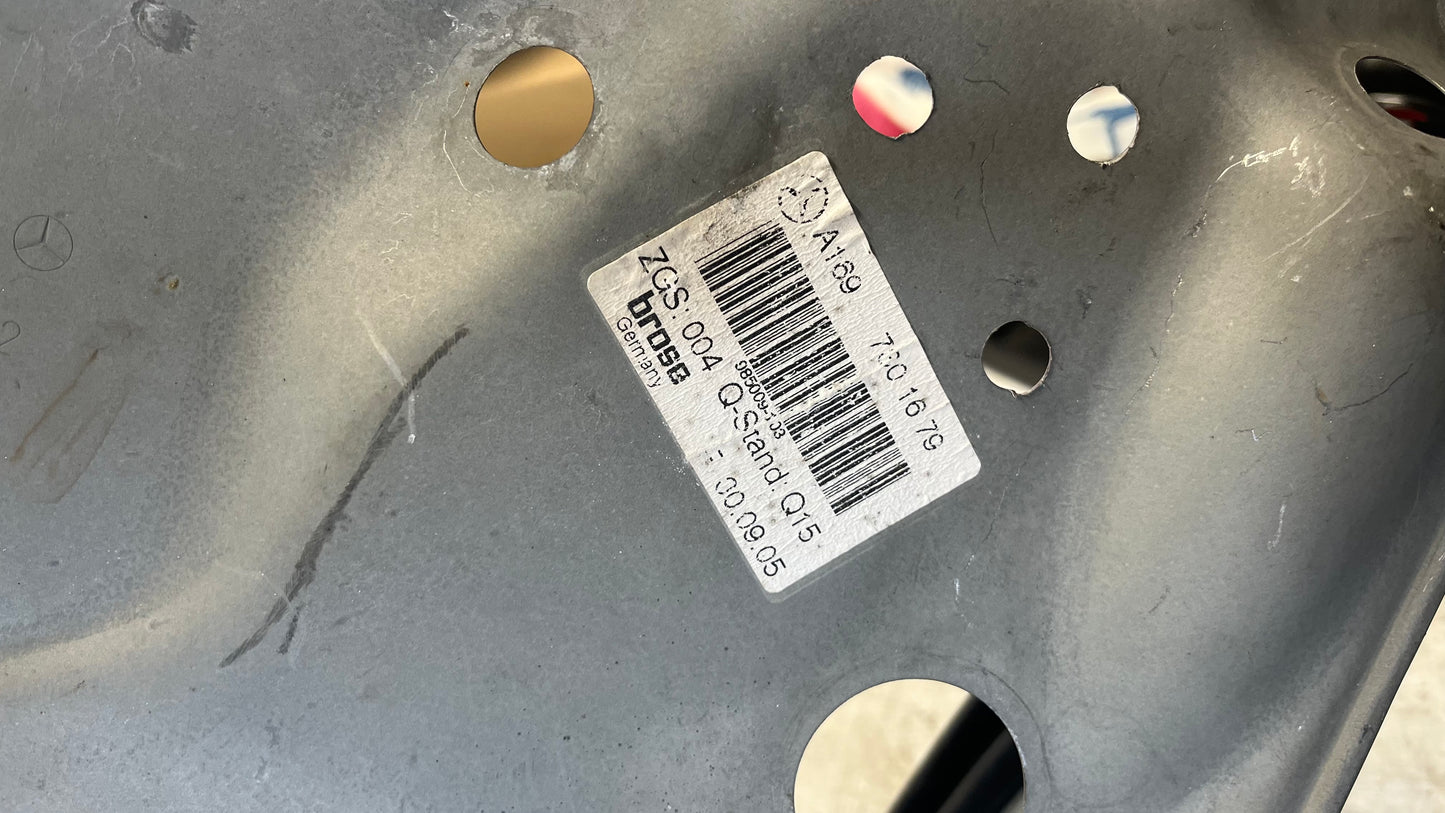 Mercedes B W245 кора задна дясна врата