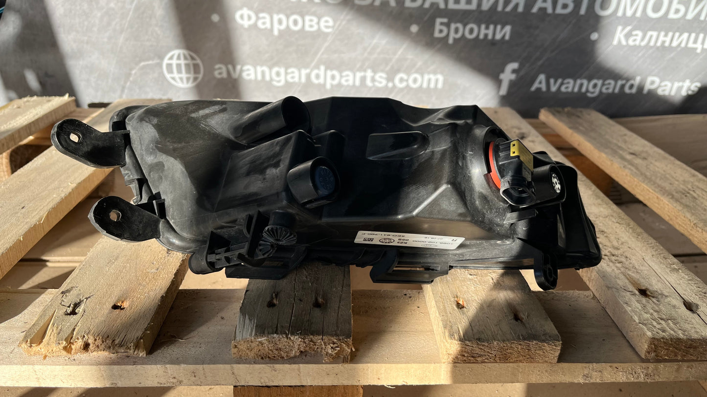 Десен халоген Skoda Octavia 3