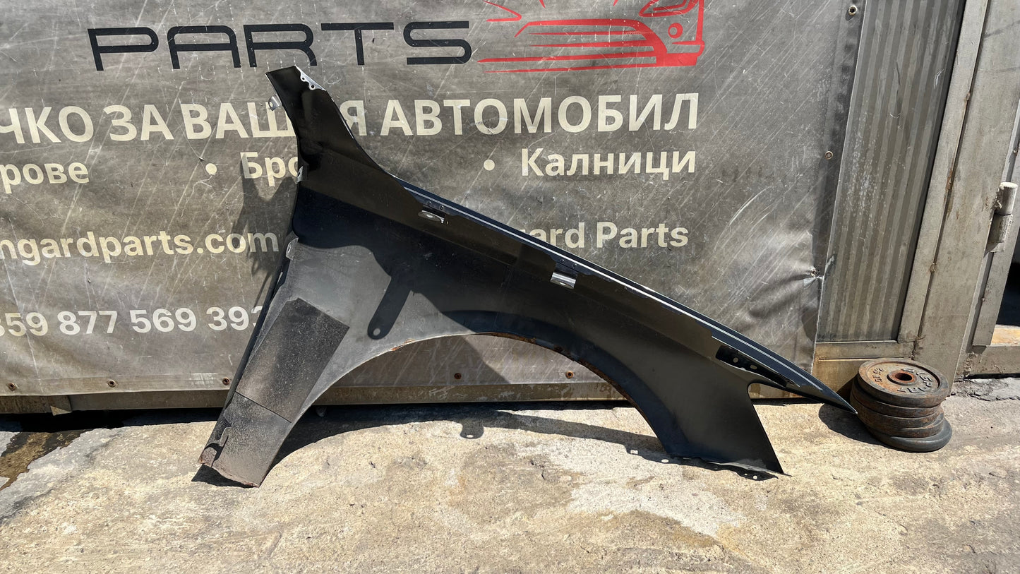 Преден ляв калник Audi Q5 8R0