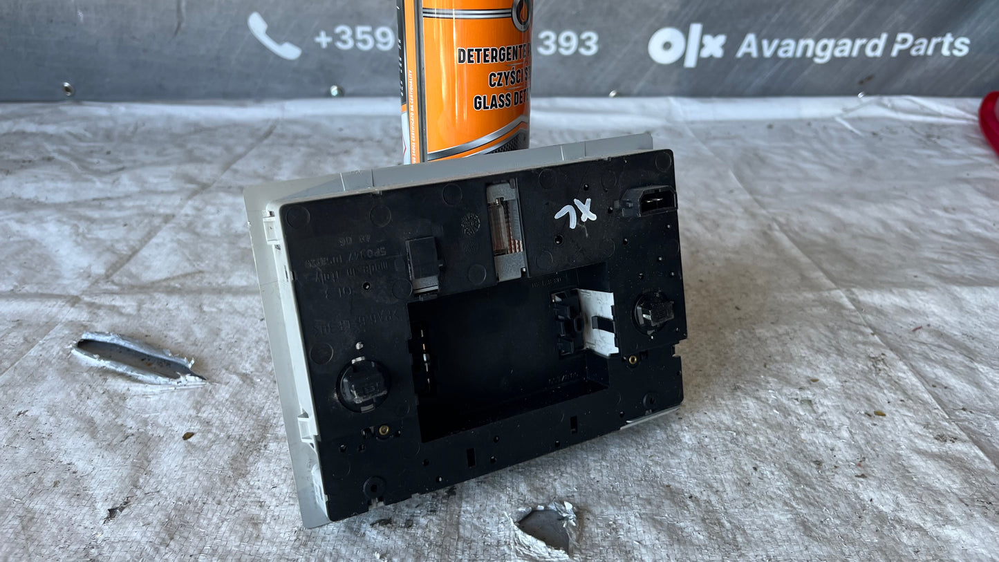 Плафон Volkswagen Polo 4