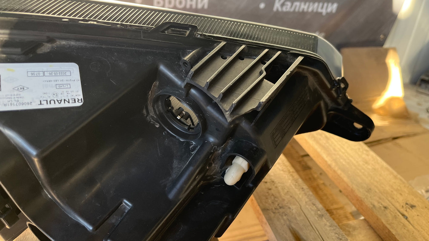 Ляв фар Dacia Sandero 3 2020-