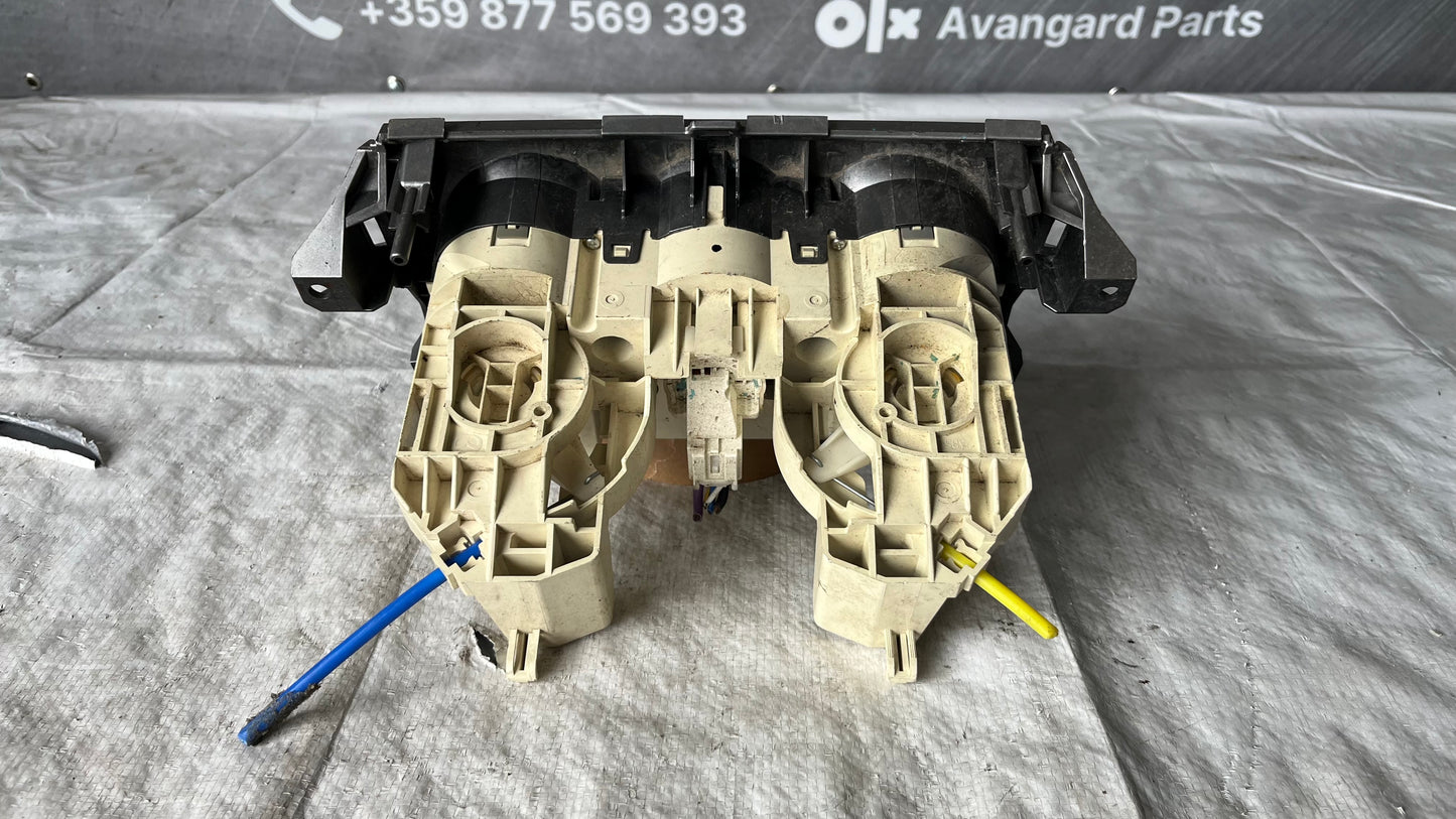 Панел за климатик Mazda 3 2008-