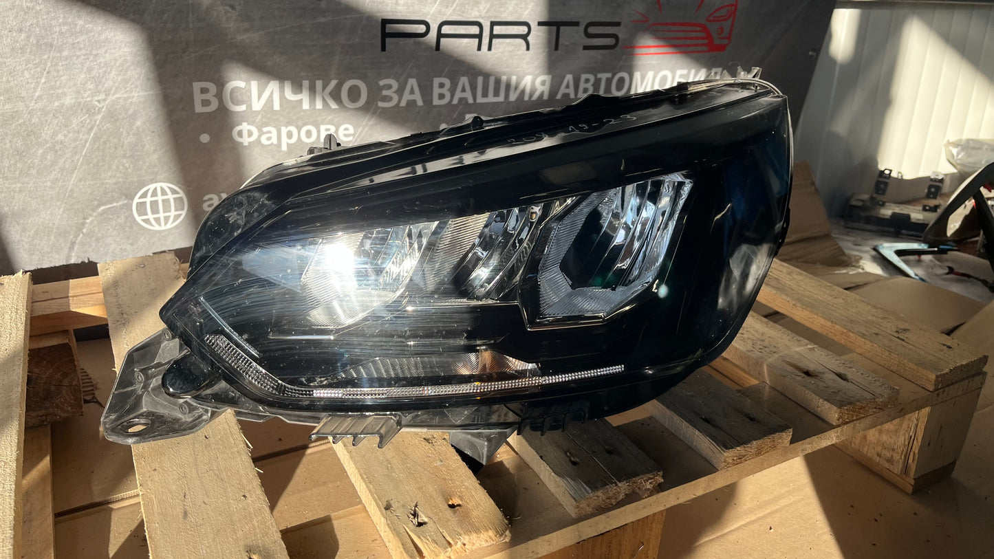 Ляв фар Peugeot 208 2 2019-