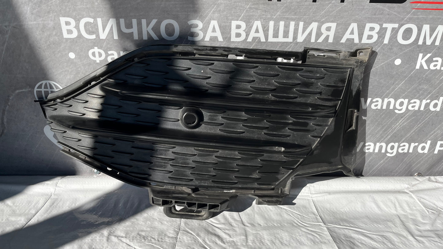 Дясна решетка за предна броня Mercedes GLC X253 (2020-2022)