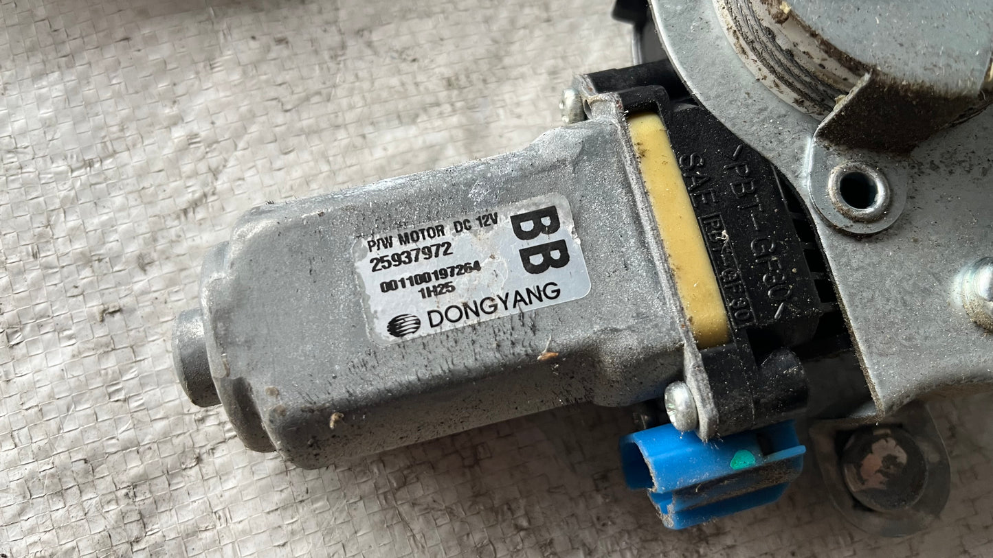 Chevrolet Aveo 10- стъклоповдигащ механизъм заден десен