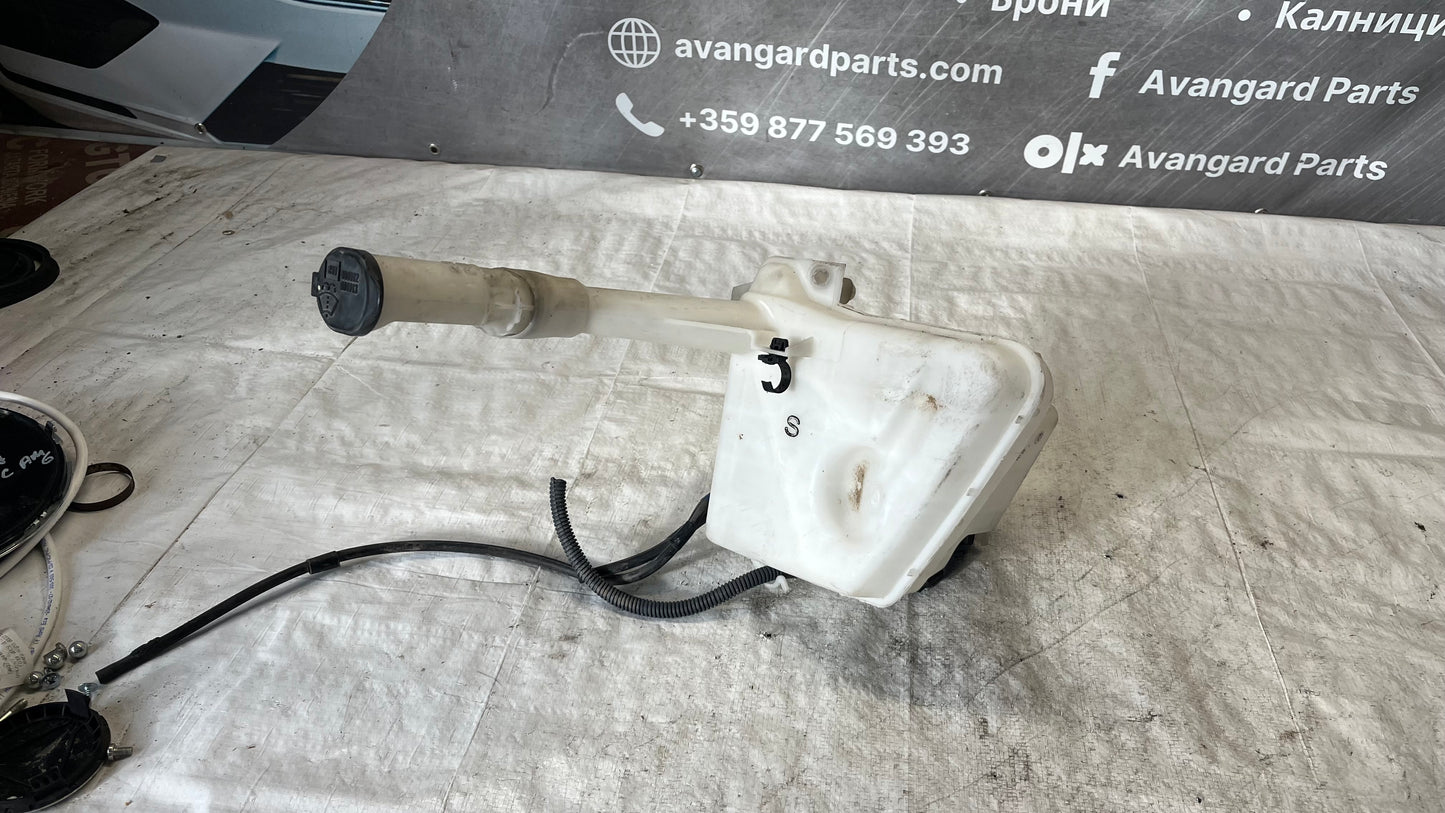 Toyota Urban Cruiser казанче чистачки