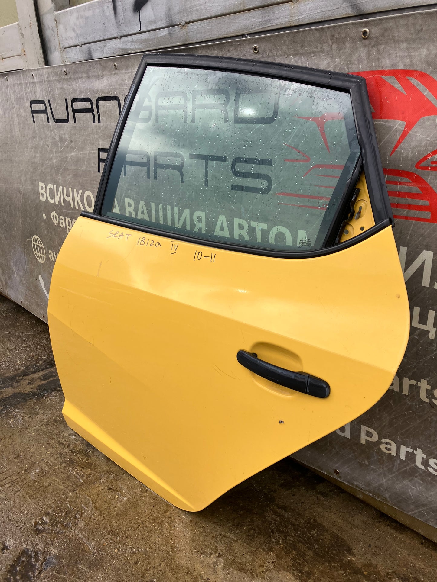 Оригинална задна лява врата за Seat Ibiza 4