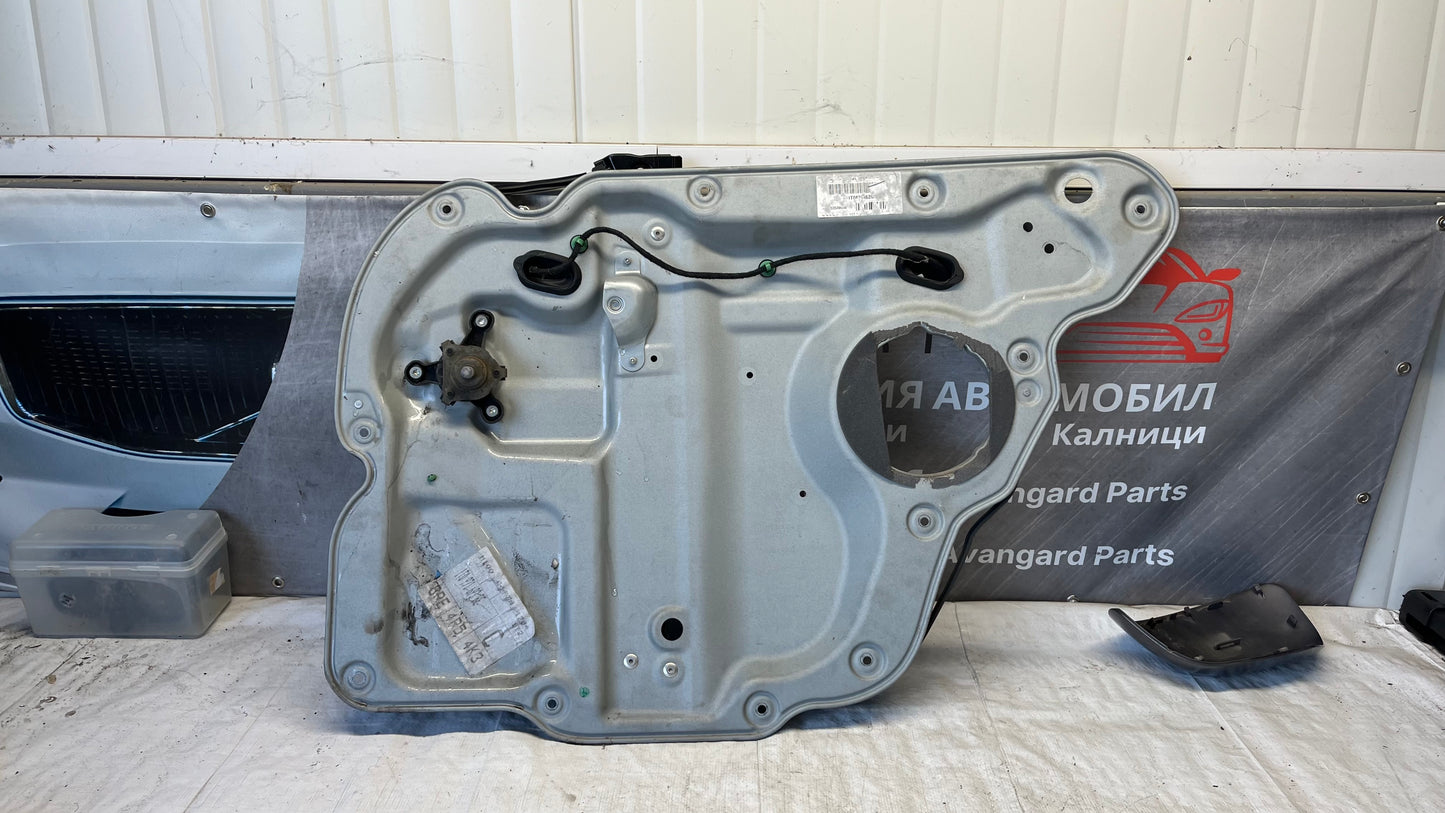 Volkswagen Touran 1 кора задна дясна врата