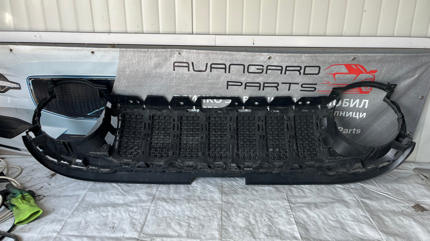 Предна решетка Jeep Renegade 2015-2018