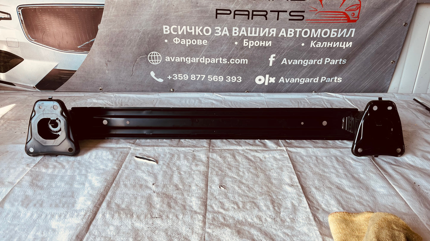 Греда за броня Lexus UX