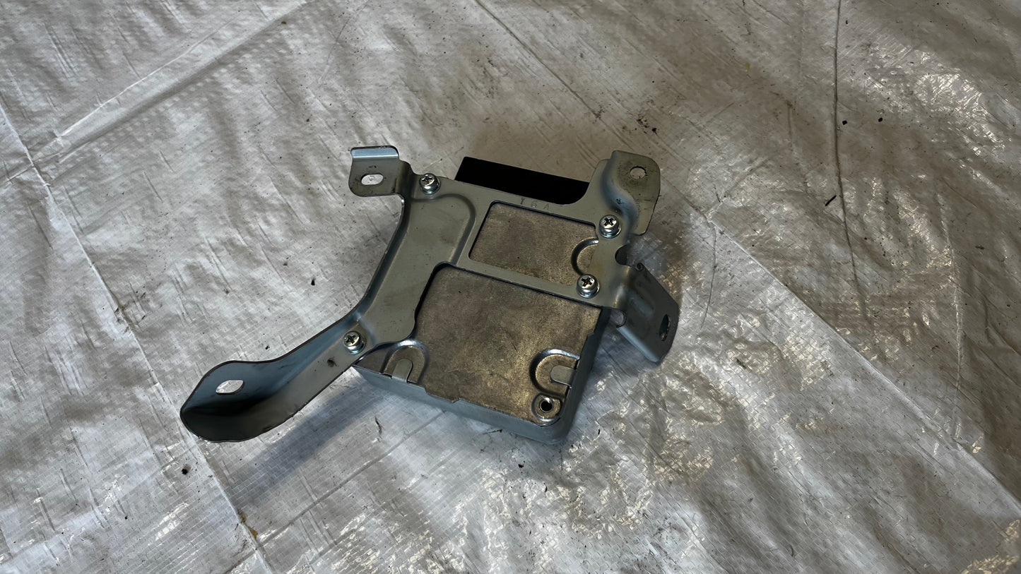 Toyota Yaris 3 модул волан