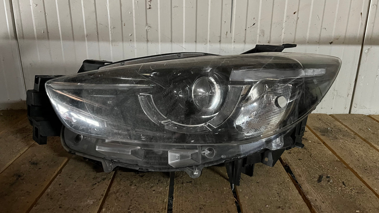 Ляв фар Mazda CX5 2015-
