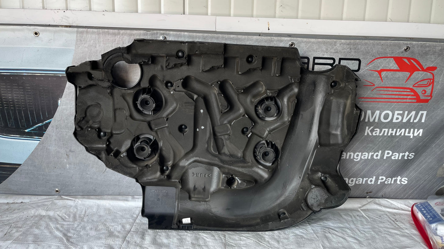 Volvo XC60/XC90/S60/V60 капак на двигател