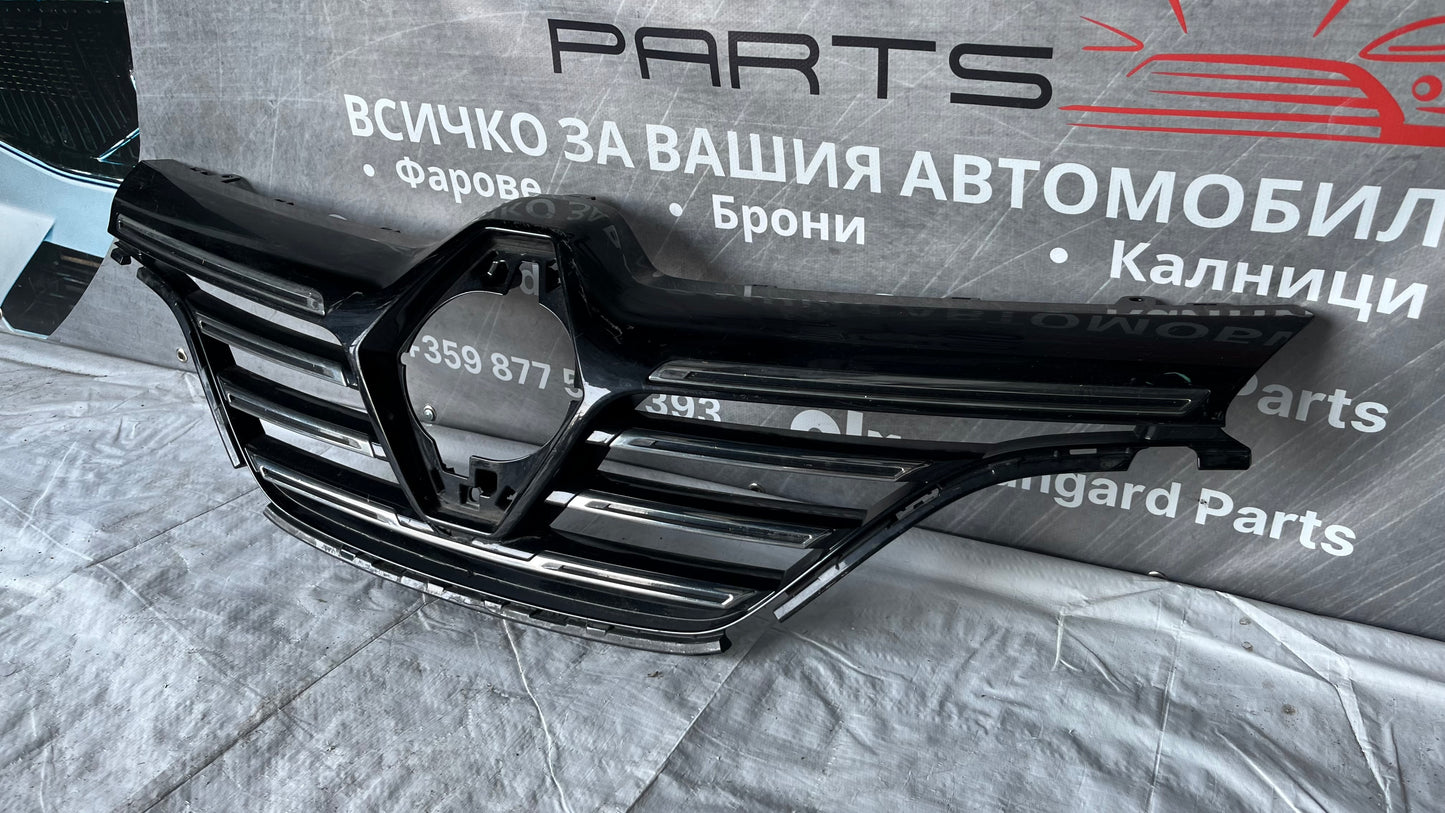 Предна решетка Renault Megane 2015-2019