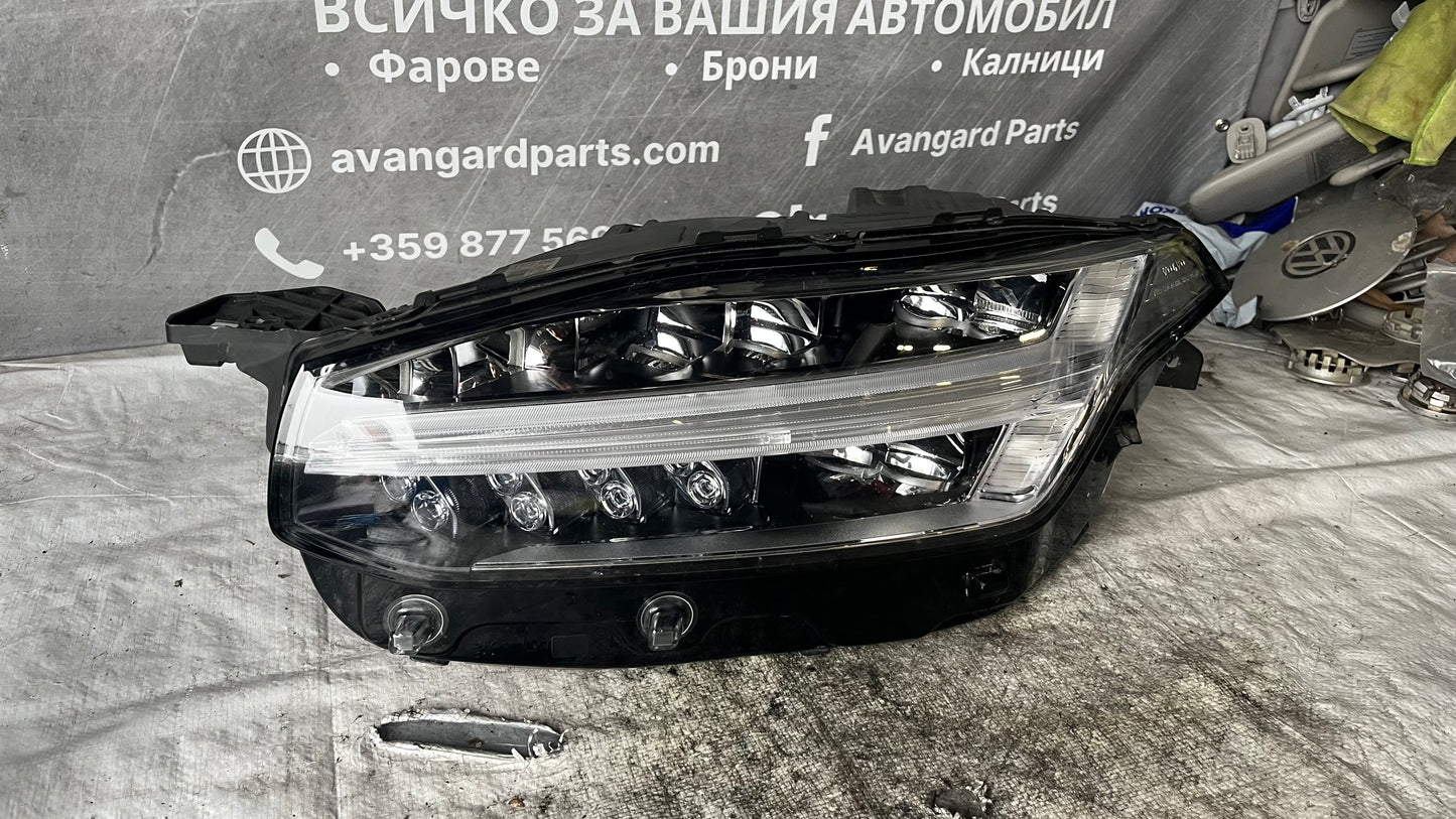 Volvo XC90 2 2016- ляв фар