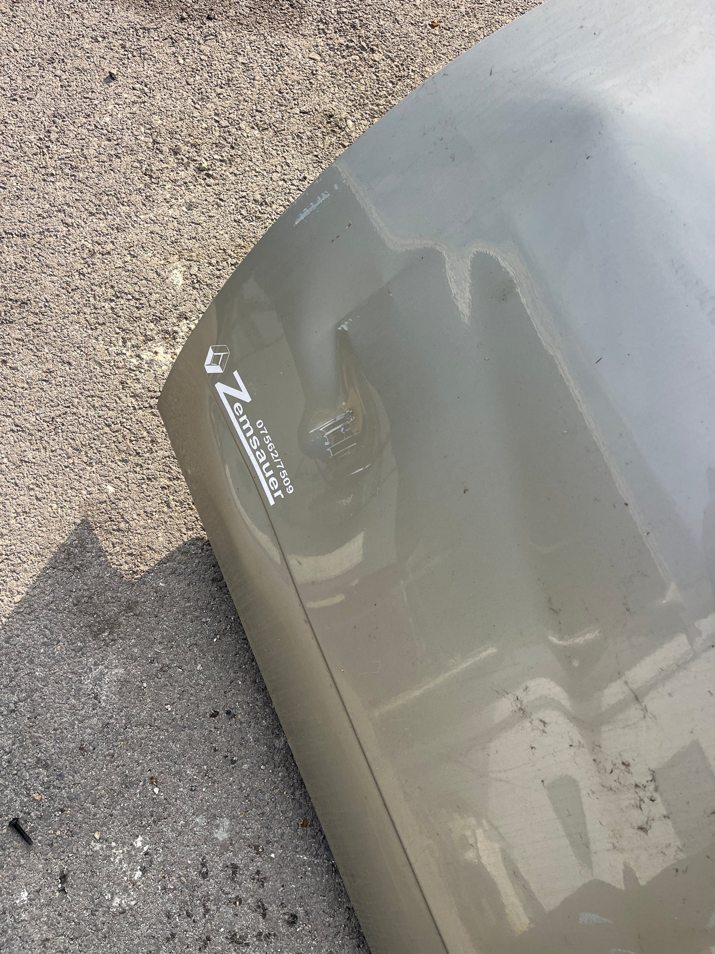 Врата Dacia Duster